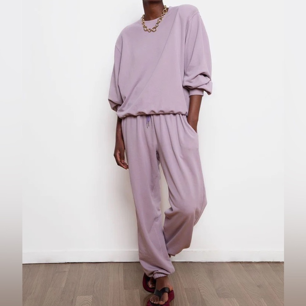 The Frankie Shop “Vanessa” sweatpants + sweatshirt